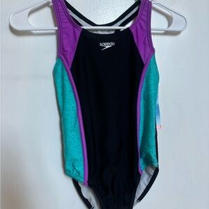 BRAND NEW Girls Speedo Swimsuit, size M